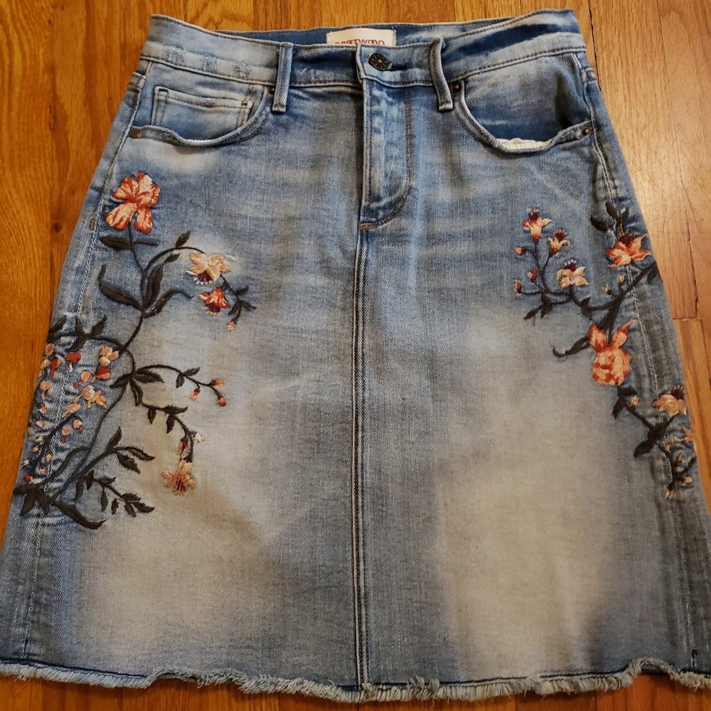 Sundance Catalog Embroidered Denim Jean Skirt